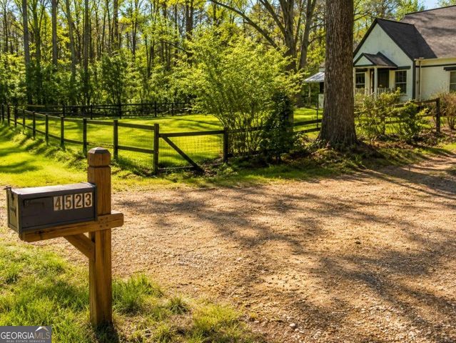 4523 Riverside Drive SW, Lilburn, GA 30047