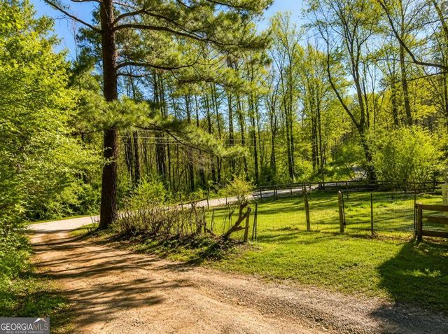 4523 Riverside Drive SW, Lilburn, GA 30047