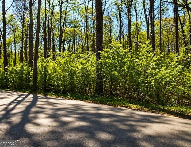 4523 Riverside Drive SW, Lilburn, GA 30047