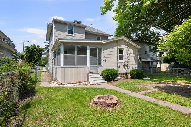 2428 18th Avenue, Rock Island, IL 61201