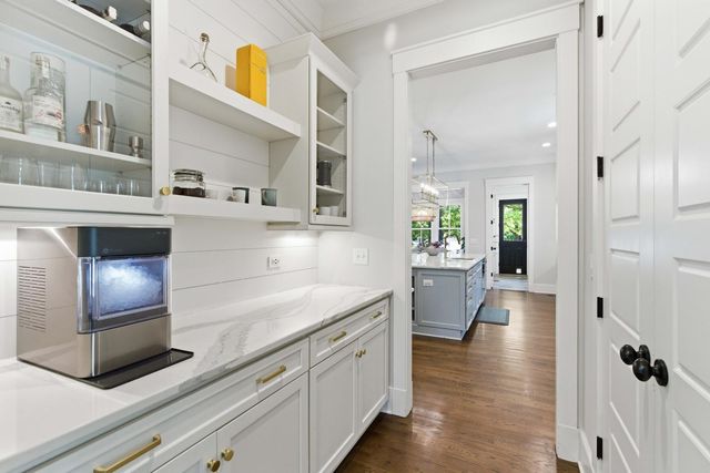 1505 Lindsey Creek Drive, Mount Pleasant, SC 29466