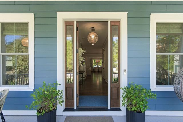 1505 Lindsey Creek Drive, Mount Pleasant, SC 29466
