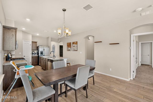 1000 Skyblazer Place, Horizon City, TX 79928