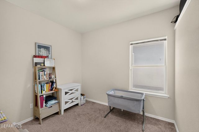 1000 Skyblazer Place, Horizon City, TX 79928