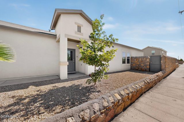 1000 Skyblazer Place, Horizon City, TX 79928