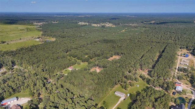 1583 County Road 3011, Dayton, TX 77535