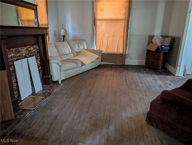 1236 Gomber Avenue, Cambridge, OH 43725