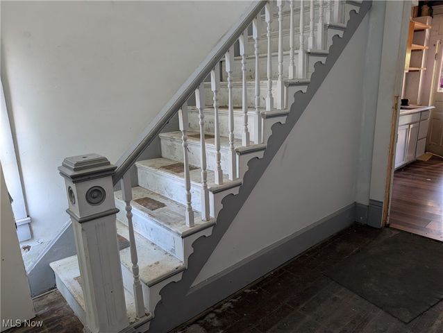 1236 Gomber Avenue, Cambridge, OH 43725