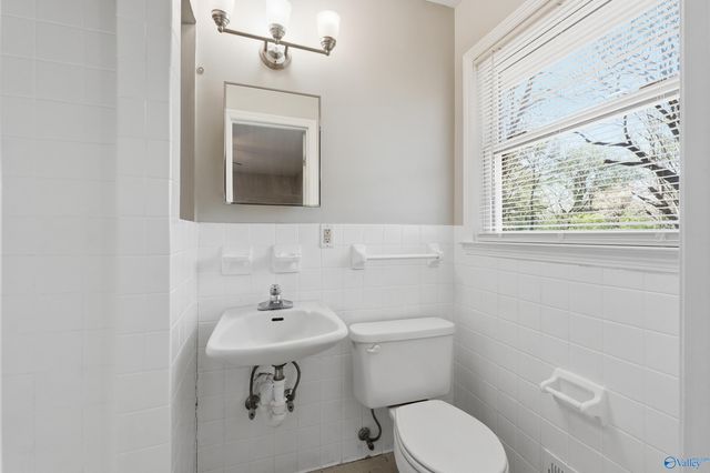 506 Town And Country Drive NW, Huntsville, AL 35806