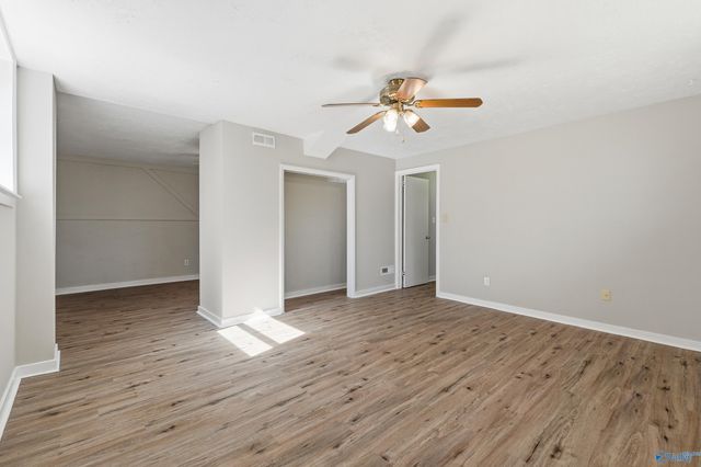 506 Town And Country Drive NW, Huntsville, AL 35806