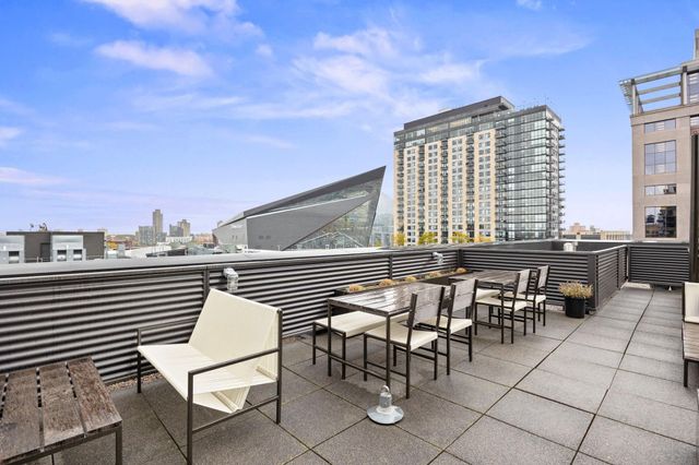 250 Park Avenue 502, Minneapolis, MN 55415