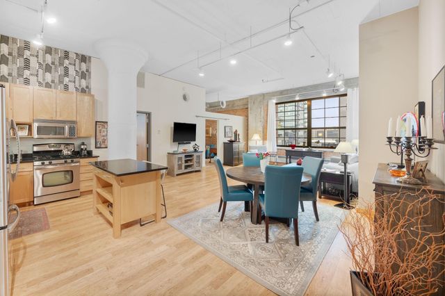 250 Park Avenue 502, Minneapolis, MN 55415