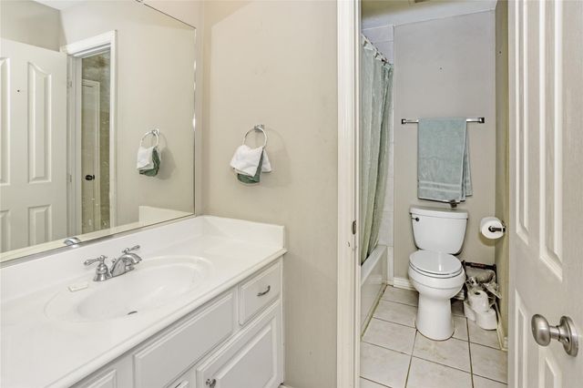 2407 Beacon Pointe, Pearland, TX 77584