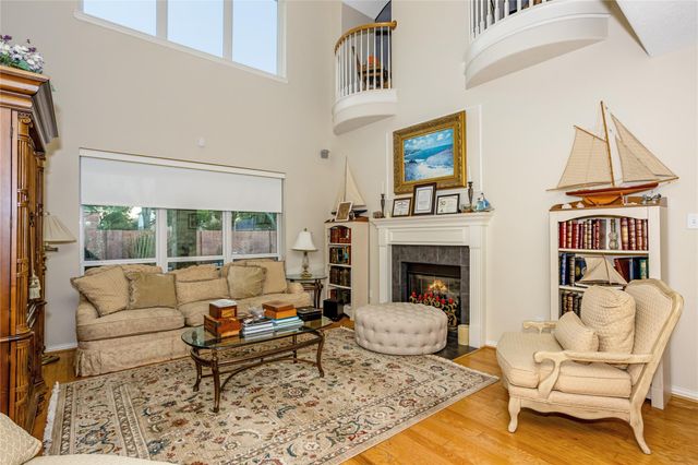 2407 Beacon Pointe, Pearland, TX 77584