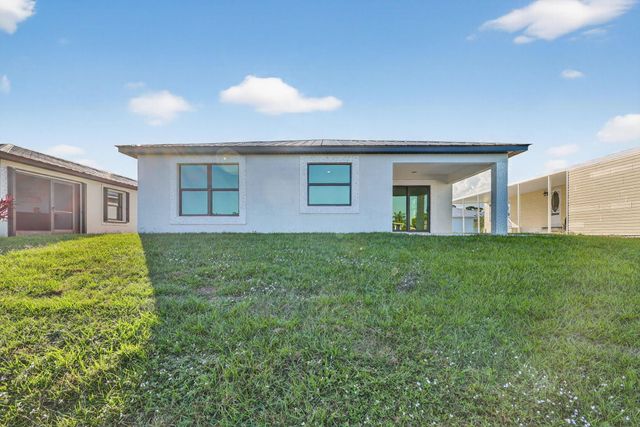 7 Quito, Fort Pierce, FL 34951