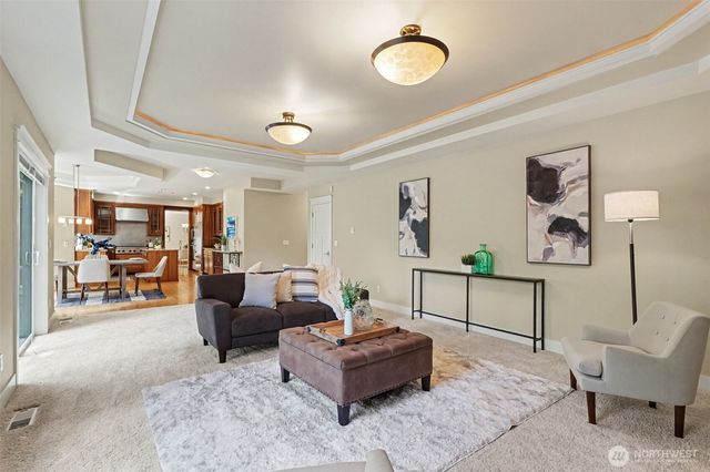 13128 SE Newport Way, Bellevue, WA 98006