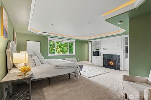 13128 SE Newport Way, Bellevue, WA 98006