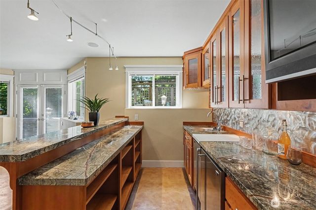 13128 SE Newport Way, Bellevue, WA 98006