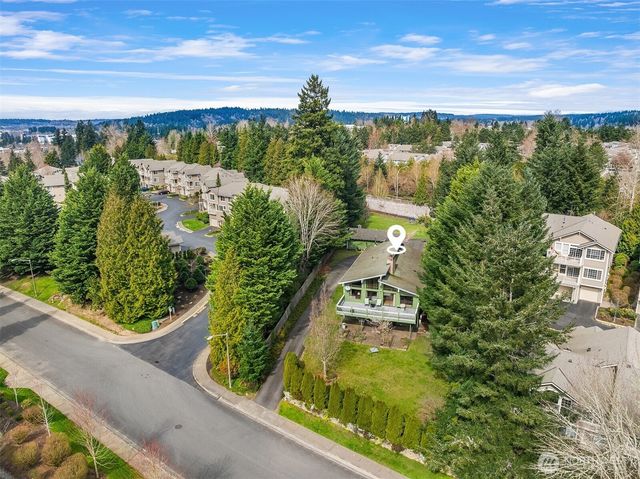 18654 NE 55th Street, Redmond, WA 98052