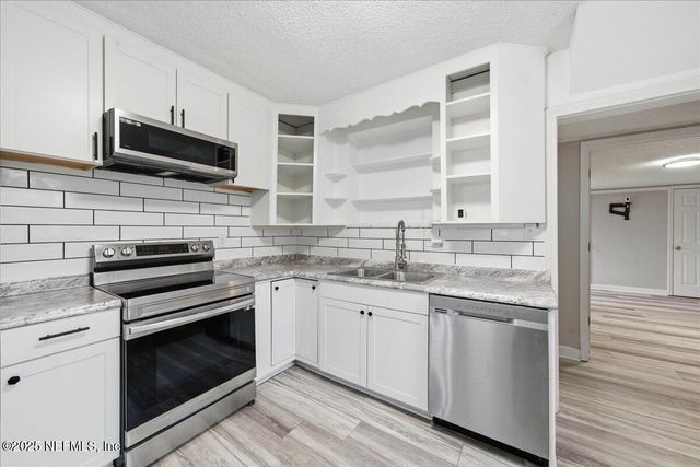 5419 ALPHA Avenue, Jacksonville, FL 32205