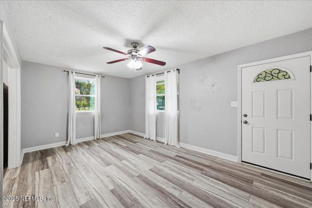 5419 ALPHA Avenue, Jacksonville, FL 32205