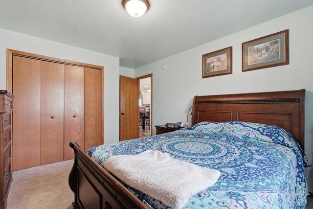 1225 SUMMERFIELD DR, Rapid City, SD 57703