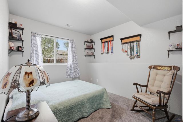 1225 SUMMERFIELD DR, Rapid City, SD 57703