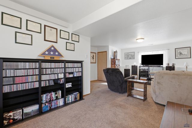1225 SUMMERFIELD DR, Rapid City, SD 57703