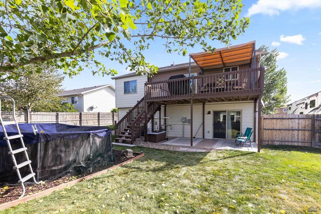 1225 SUMMERFIELD DR, Rapid City, SD 57703