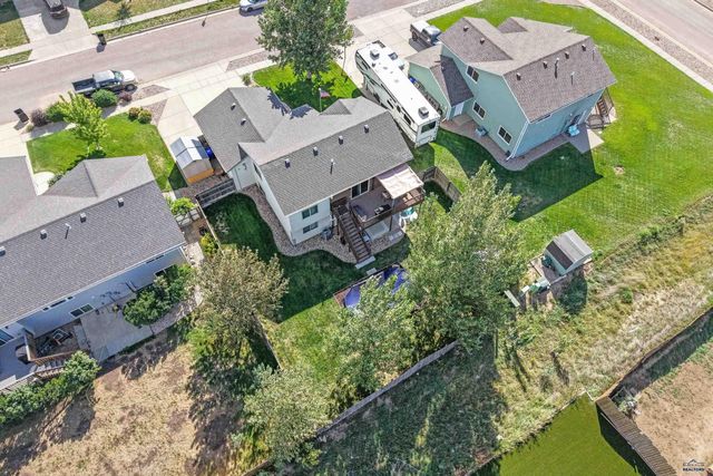 1225 SUMMERFIELD DR, Rapid City, SD 57703