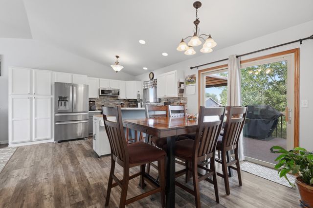 1225 SUMMERFIELD DR, Rapid City, SD 57703