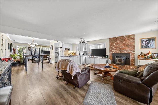 221 Tapadero Street, Salinas, CA 93906