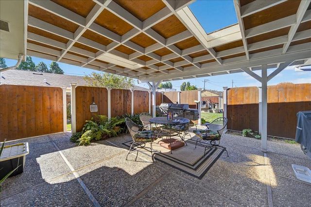 221 Tapadero Street, Salinas, CA 93906