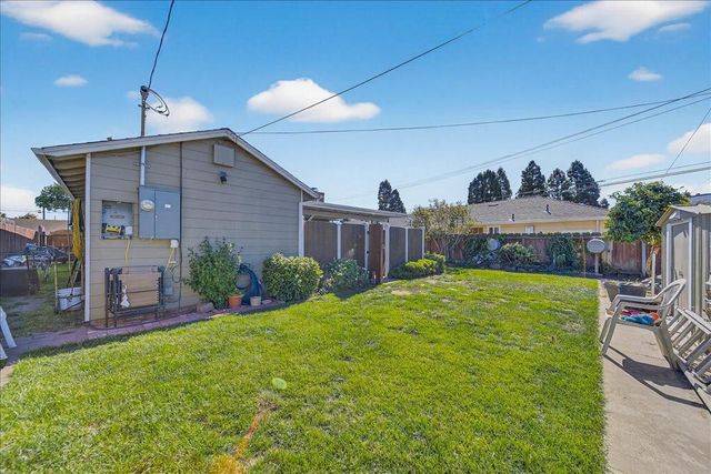 221 Tapadero Street, Salinas, CA 93906