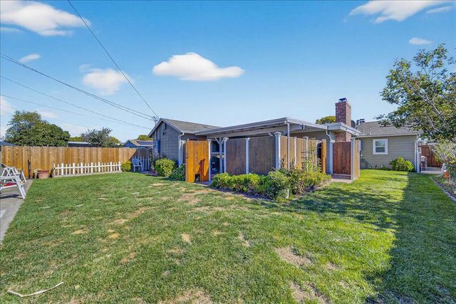 221 Tapadero Street, Salinas, CA 93906