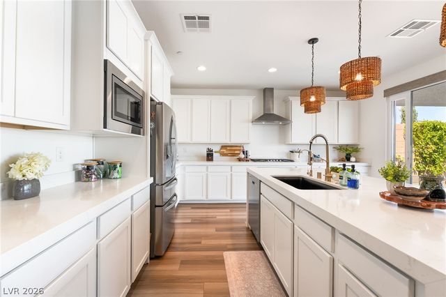 10332 Thurso Avenue, Las Vegas, NV 89166