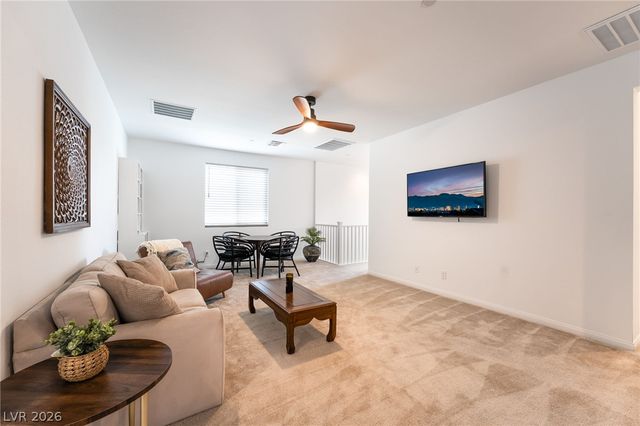 10332 Thurso Avenue, Las Vegas, NV 89166