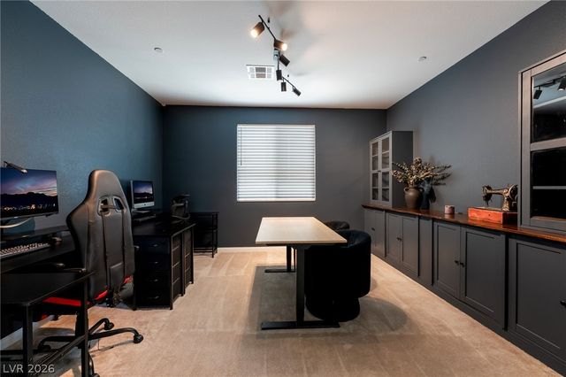 10332 Thurso Avenue, Las Vegas, NV 89166