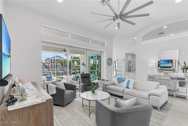 931 Snowberry CT, Marco Island, FL 34145