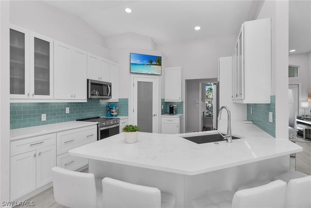 931 Snowberry CT, Marco Island, FL 34145