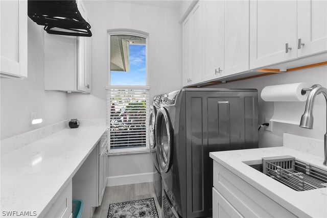 931 Snowberry CT, Marco Island, FL 34145