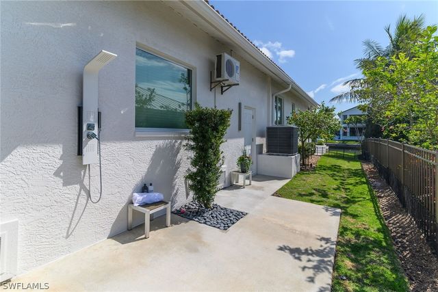 931 Snowberry CT, Marco Island, FL 34145