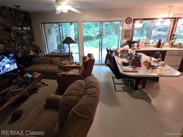 25650 Mcallister Street, Southfield, MI 48033