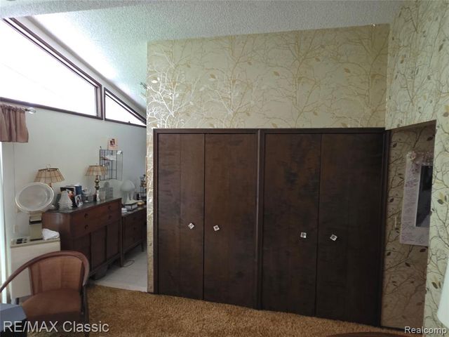25650 Mcallister Street, Southfield, MI 48033