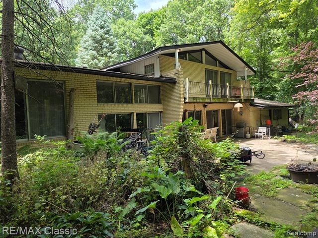 25650 Mcallister Street, Southfield, MI 48033