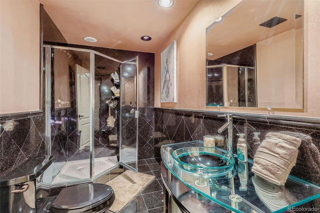 8407 S Parfet Court, Littleton, CO 80127