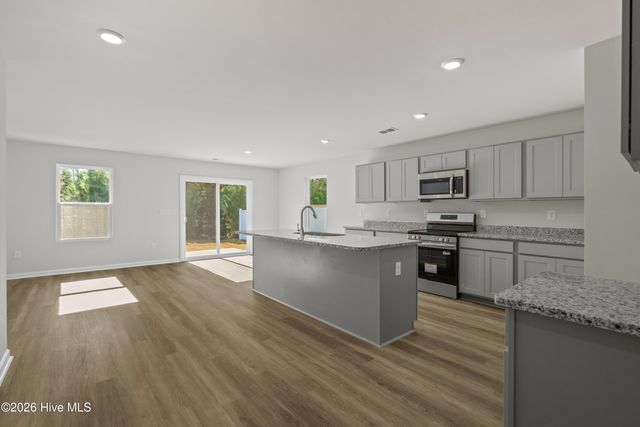 7118 Woodline Drive SW, Sunset Beach, NC 28468