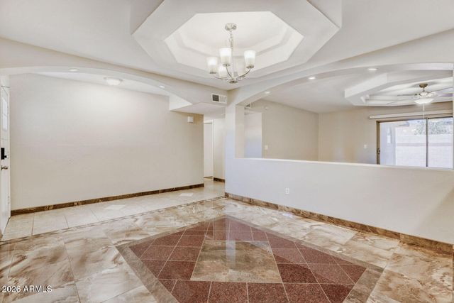 6102 N 71ST Drive, Glendale, AZ 85303