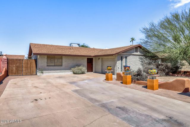 6102 N 71ST Drive, Glendale, AZ 85303