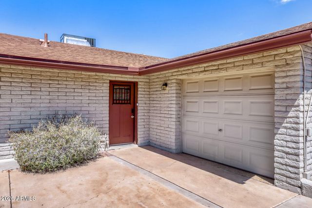 6102 N 71ST Drive, Glendale, AZ 85303